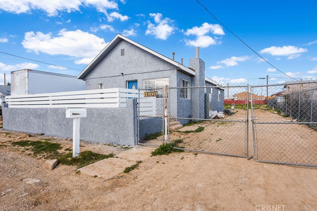 16026 H St, Mojave, CA 93501
