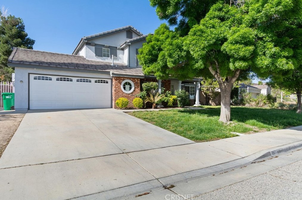 1358 Leopard Ct, Palmdale, CA 93551-4361