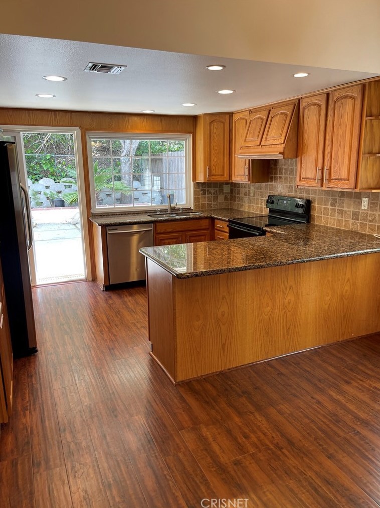 29372 Hillrise Dr, Calabasas, CA 91301