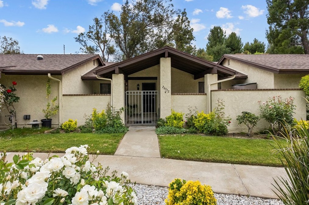 26332 Oakspur Dr #b, Santa Clarita, CA 91321
