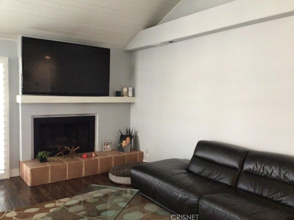 23517 Via Boscana, Santa Clarita, CA 91355