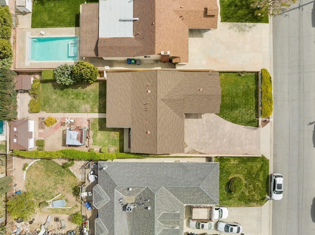 25242 Vermont Dr, Santa Clarita, CA 91321