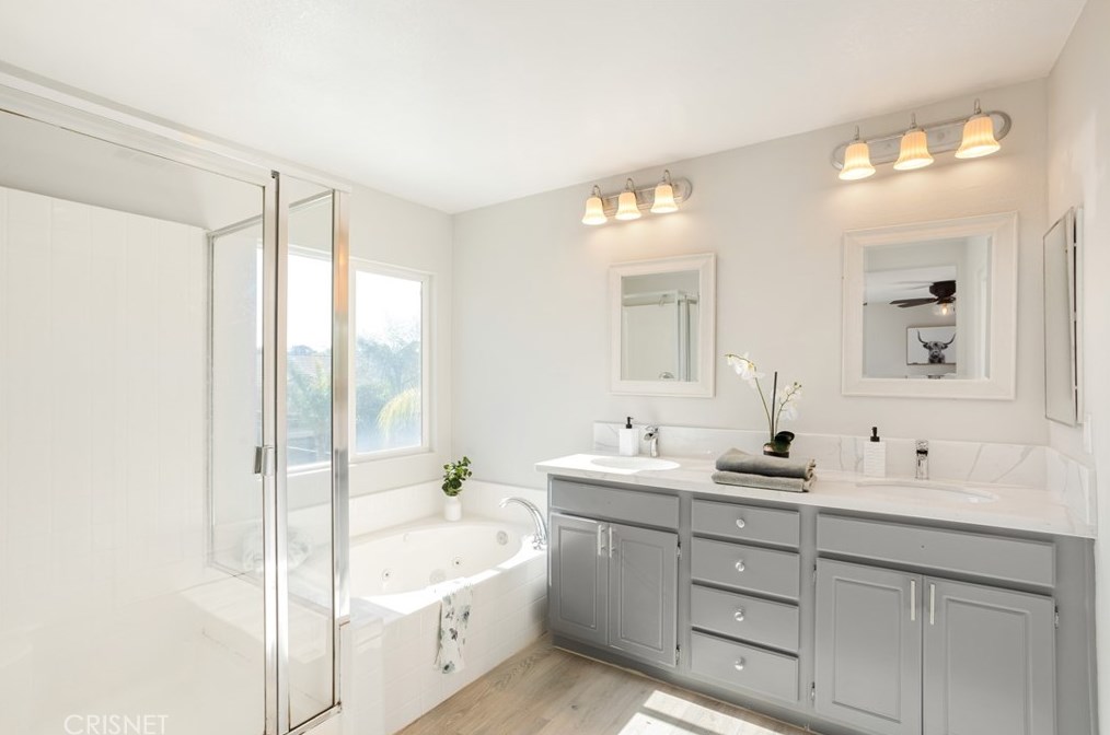 33593 Nandina Ln, Murrieta CA  92563-3401 exterior