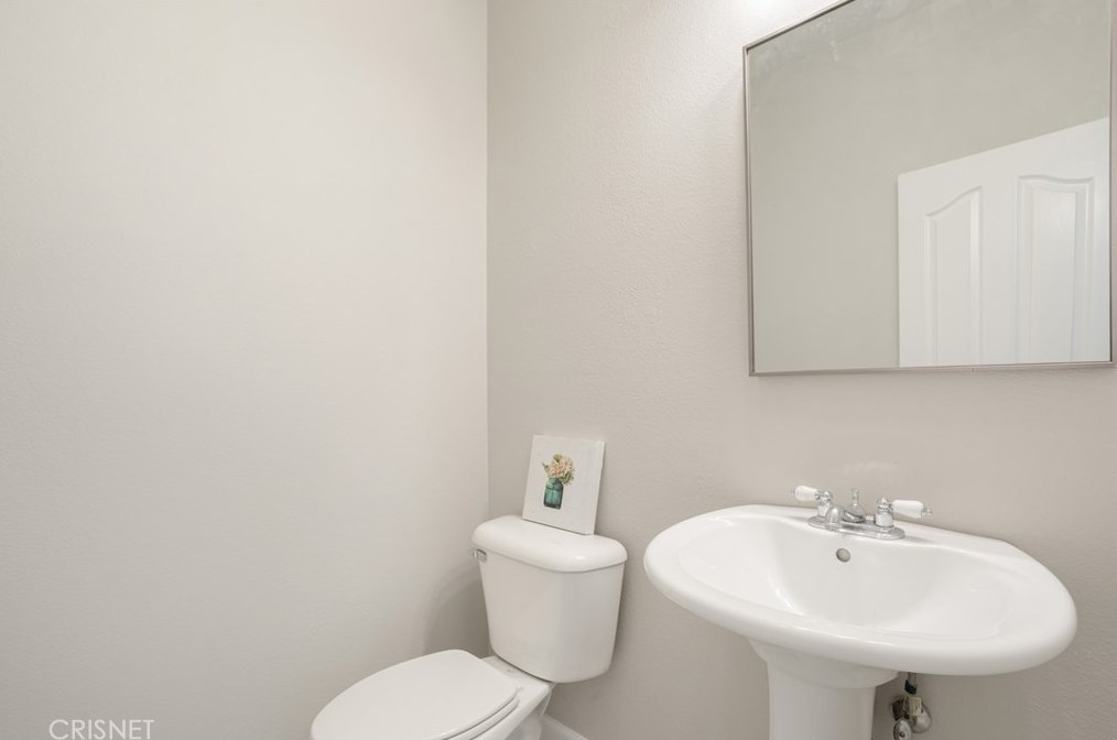 33593 Nandina Ln, Murrieta CA  92563-3401 exterior