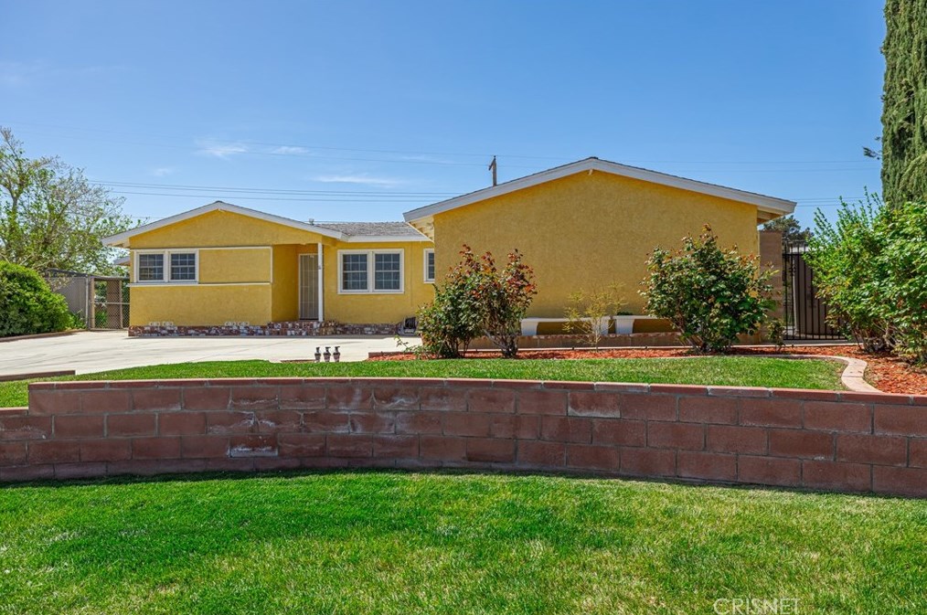 406 Avenue, Palmdale, CA