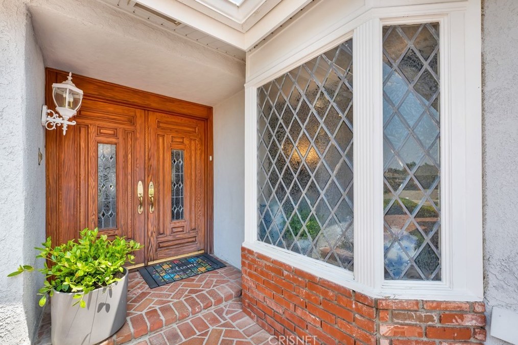 17121 Armstead St, San Fernando, CA 91344-2532