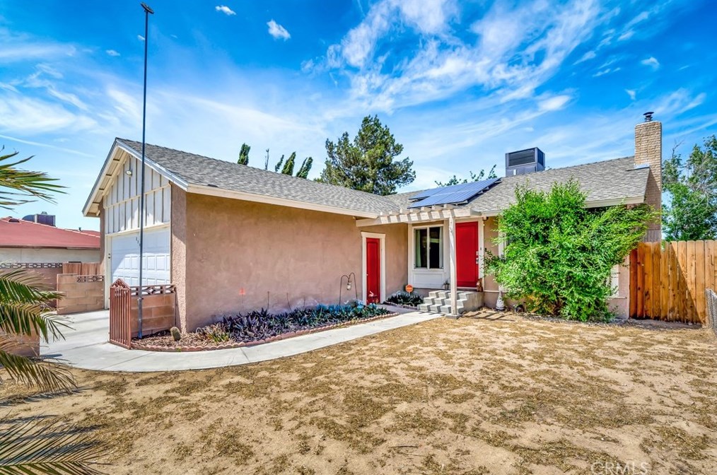 209 N Sunland Dr, Ridgecrest, CA 93555