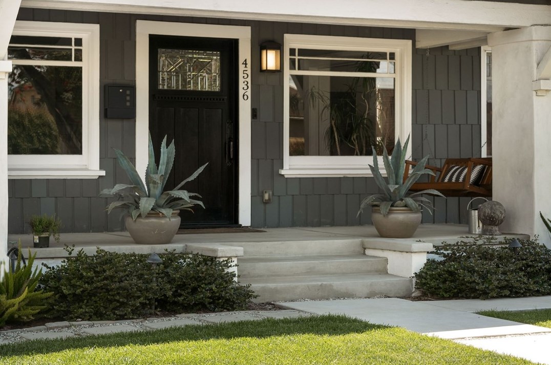 4536 Lomita St, Los Angeles, CA 90019-5822
