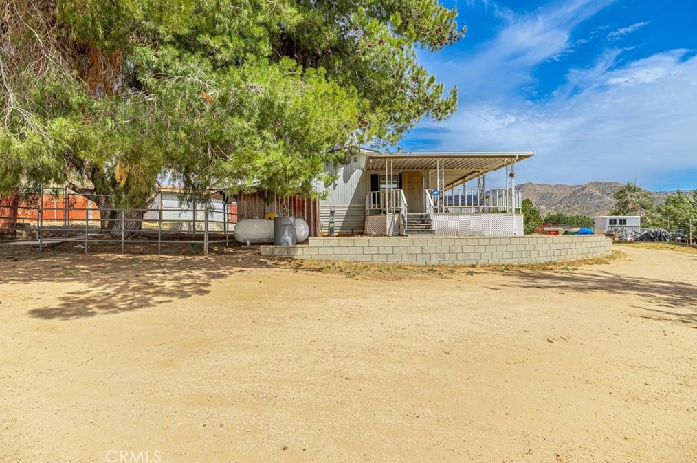 33141 Listie Ave, Acton CA  93510-1411 exterior