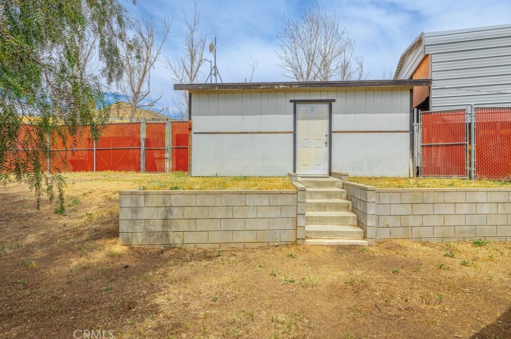 33141 Listie Ave, Acton CA  93510-1411 exterior