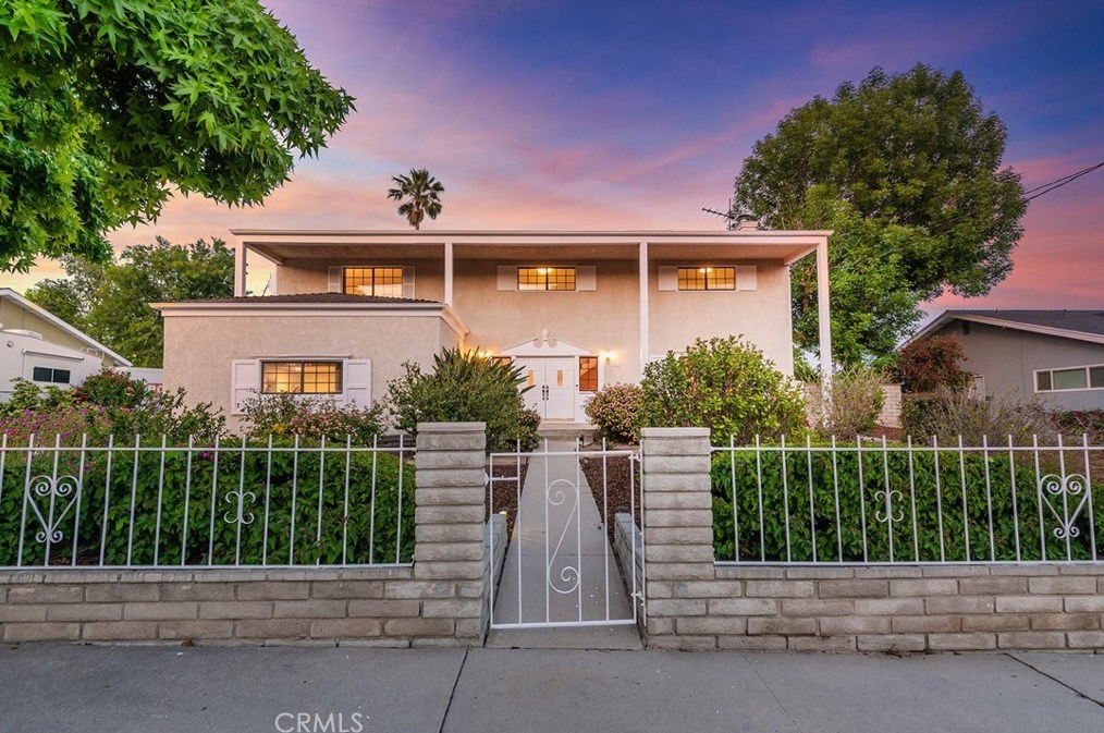 11562 Andasol Ave, San Fernando, CA 91344-2201