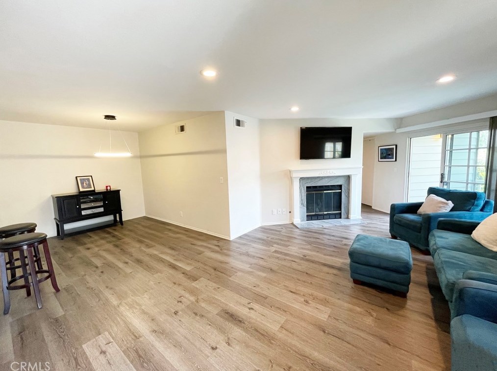 6634 Clybourn Ave #53, North Hollywood, CA 91606