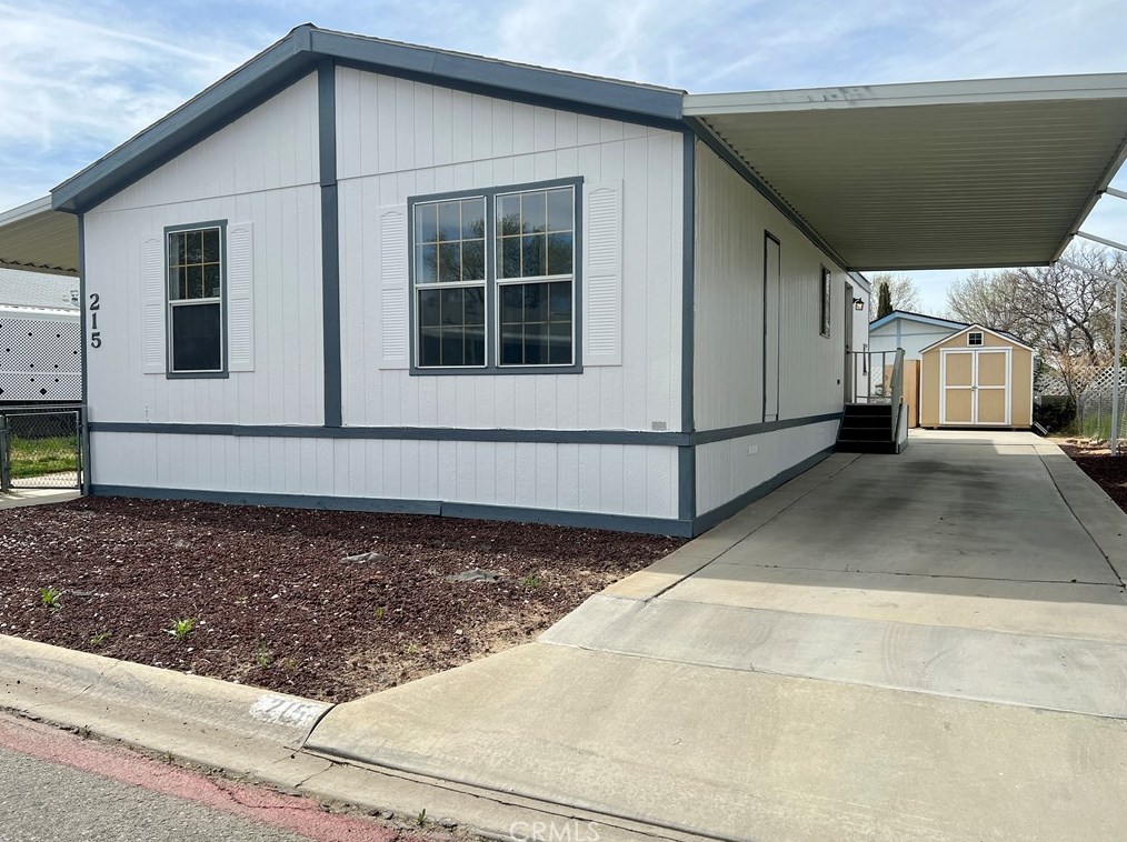 2330 E Ave J 8 #215, Lancaster, CA 93535