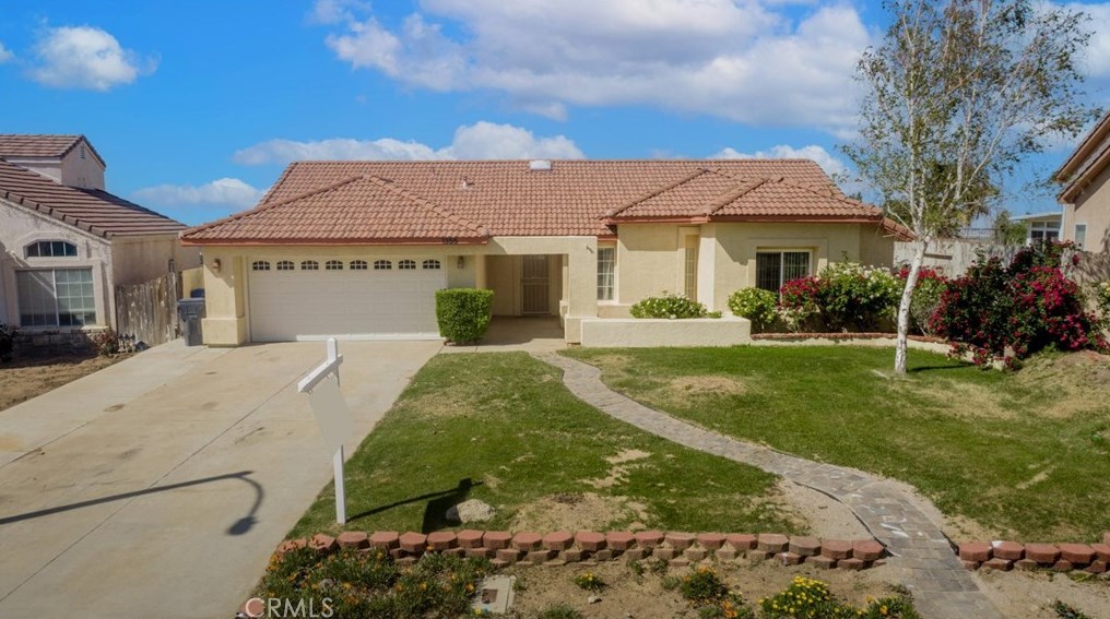 1355 Leopard Ct, Palmdale, CA 93551