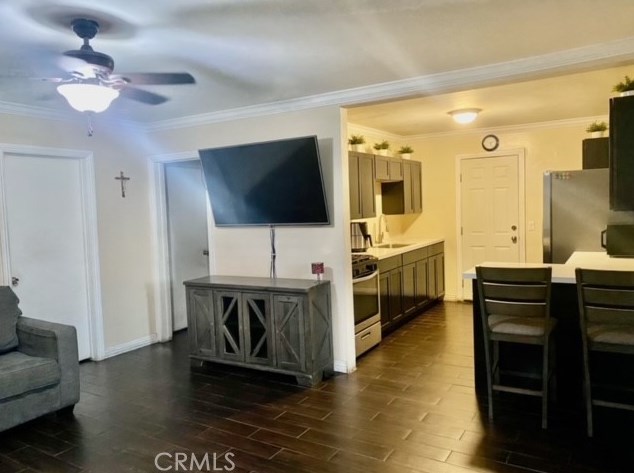 12508 Correnti St, Los Angeles CA  91331-2119 exterior