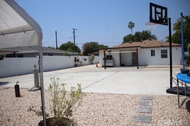 12508 Correnti St, Los Angeles CA  91331-2119 exterior