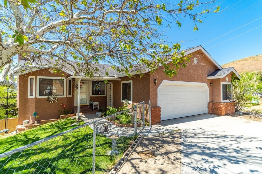 13320 Masonhill Rd, Leona Valley, CA 93532