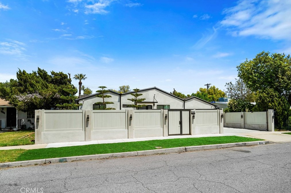 8144 Ranchito Ave, Van Nuys, CA 91402
