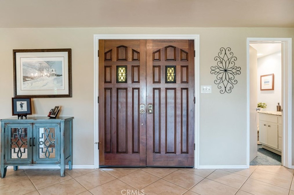 4005 Declaration Ave, Calabasas, CA 91302