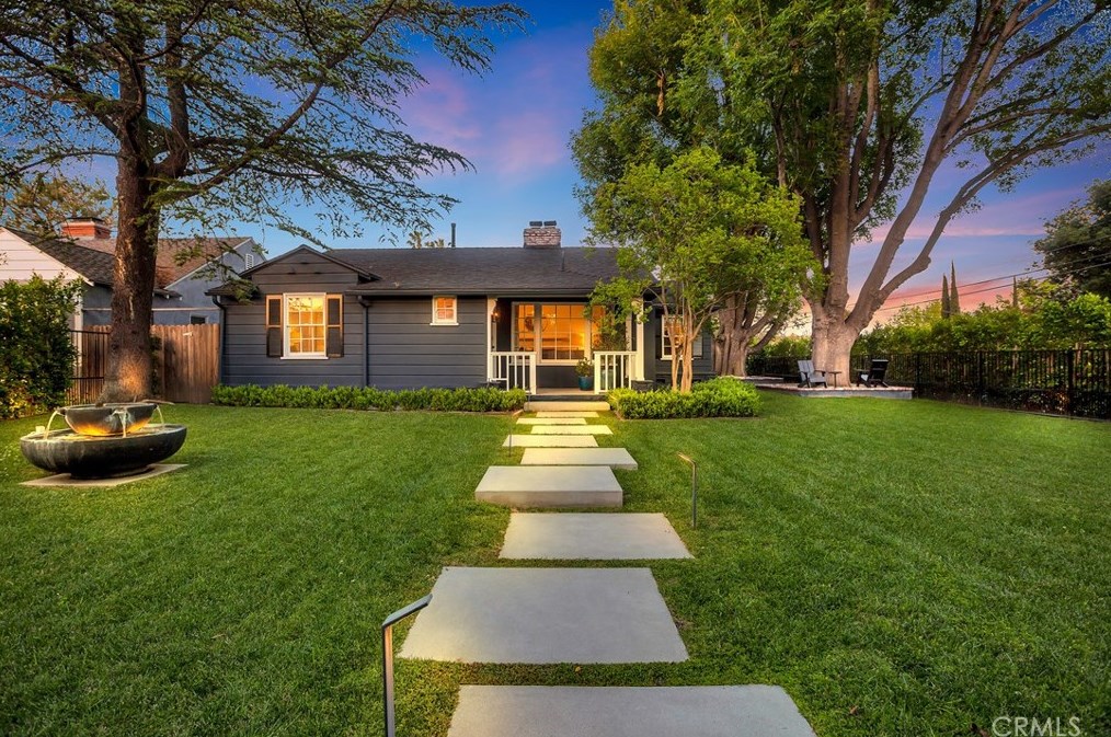 5500 Carpenter Ave, North Hollywood, CA 91607