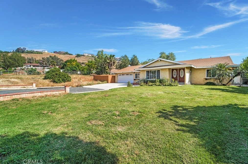 7600 Live Oak Dr, Jurupa Valley, CA 92509