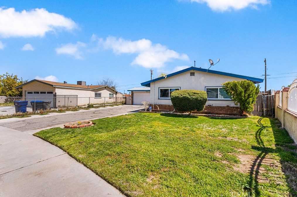 38248 Delacour Dr, Palmdale, CA 93550
