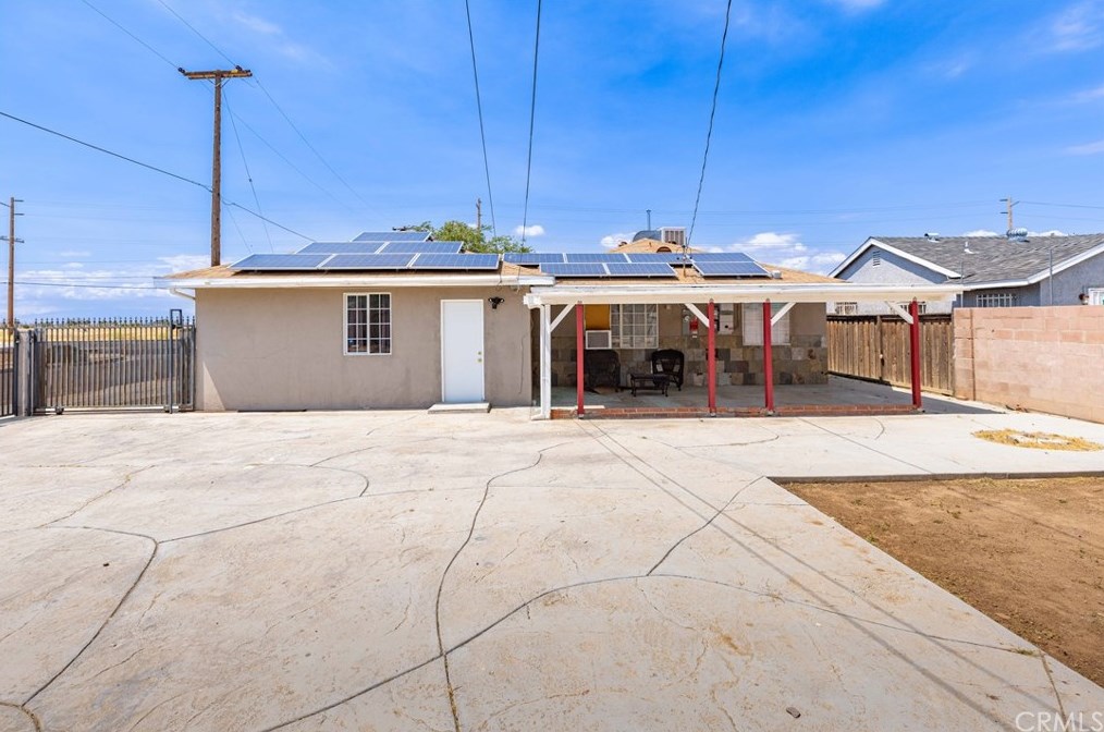 3302 Avenue, Palmdale CA  93550-0056 exterior