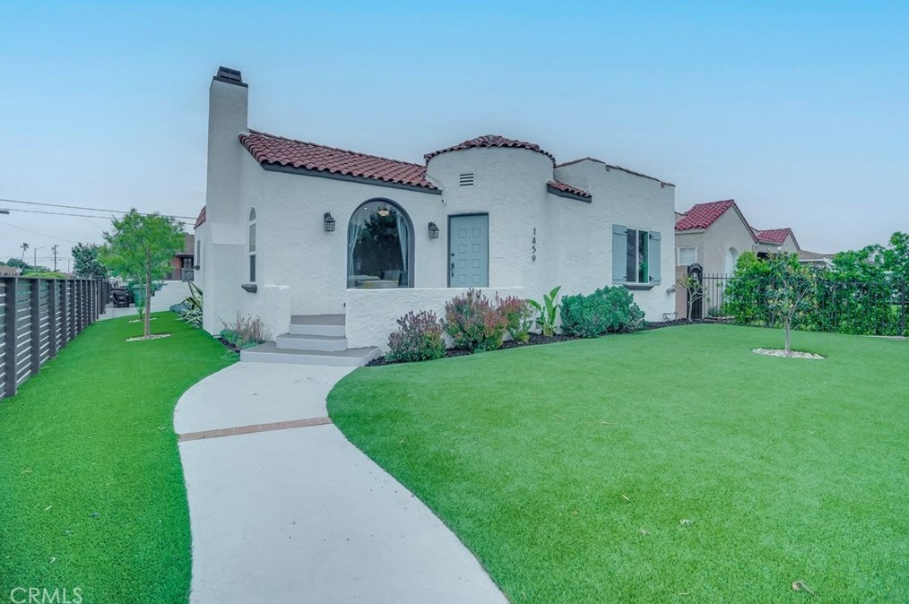 1459 84th St, Los Angeles CA  90047-3107 exterior