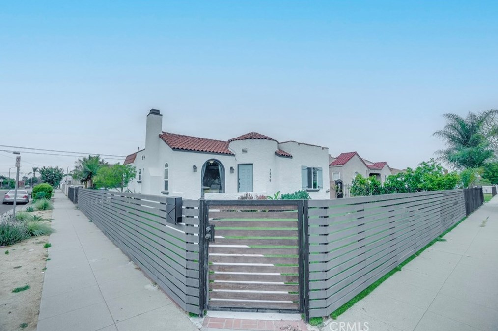 1459 84th St, Los Angeles CA  90047-3107 exterior