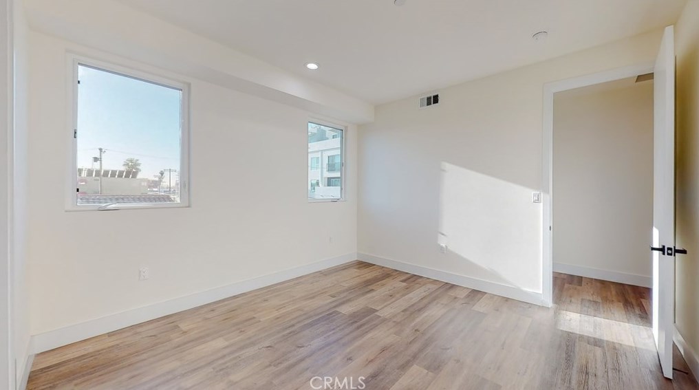 11621 Ayres Ave, Los Angeles CA  90064-2905 exterior