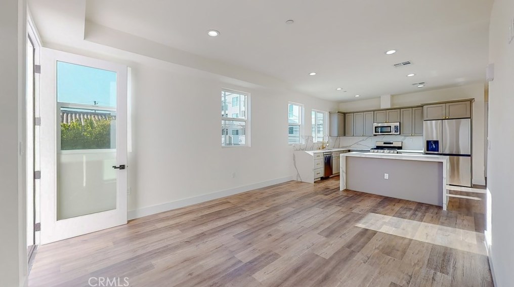 11621 Ayres Ave, Los Angeles CA  90064-2905 exterior