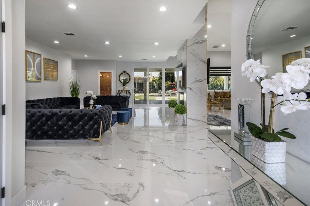 68275 Verano Rd, Cathedral City CA  92234-6260 exterior