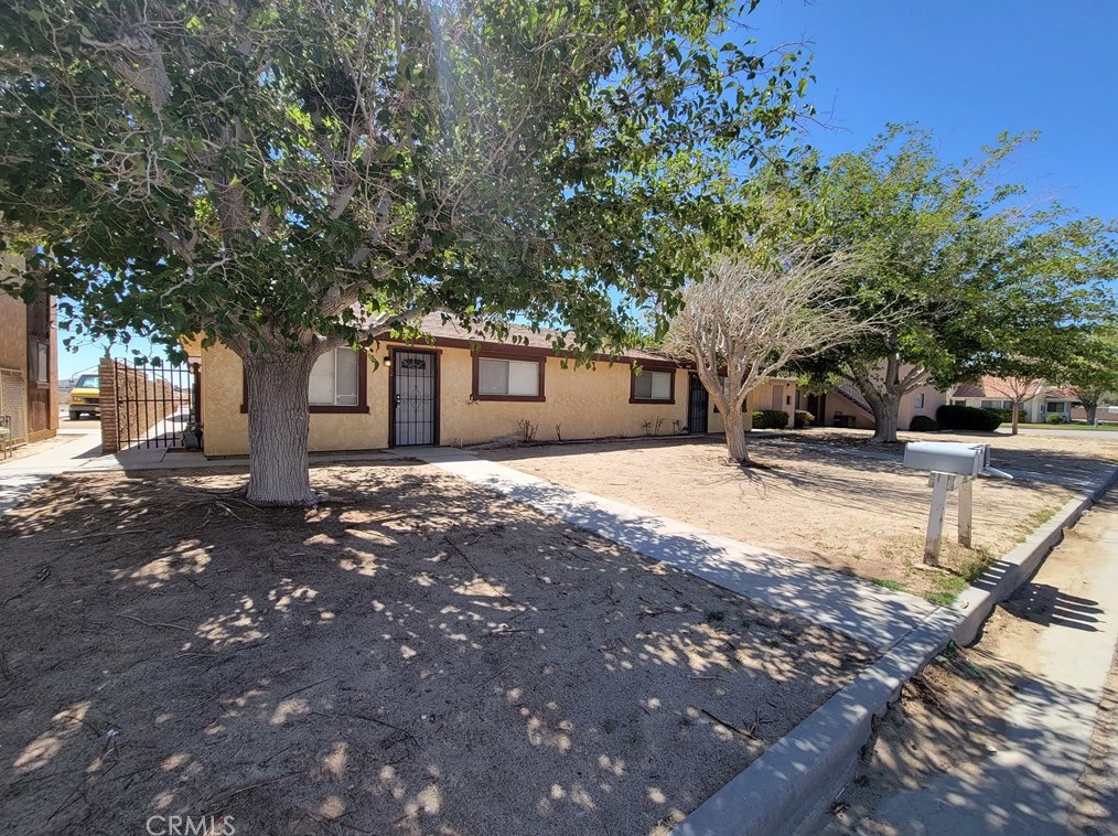 2812 28th St, Tropico Village, CA 93560-6721
