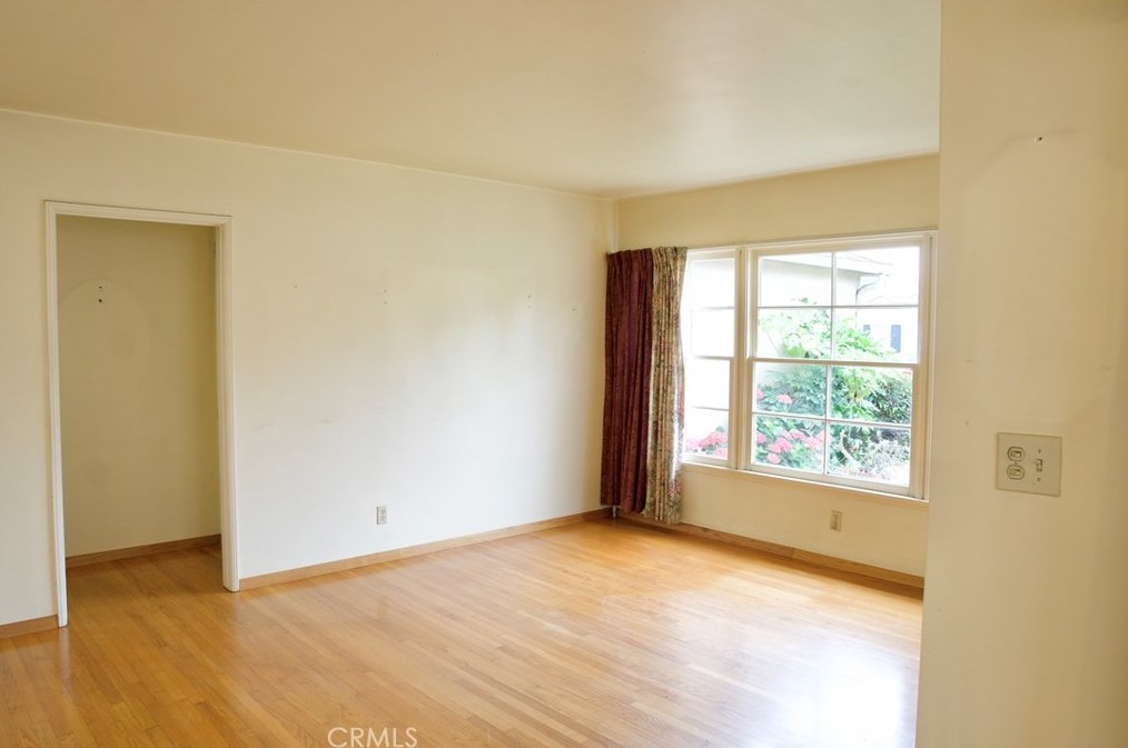 11436 Segrell Way, Los Angeles, CA 90230-5358