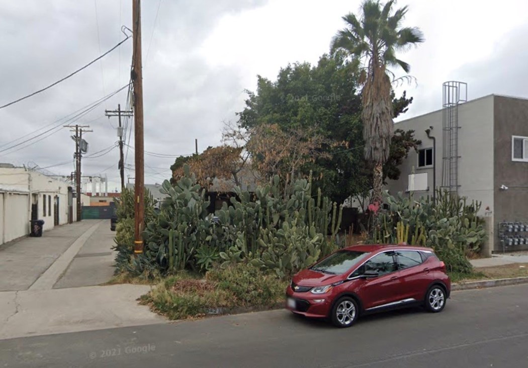 5421 Denny Ave, North Hollywood, CA 91601