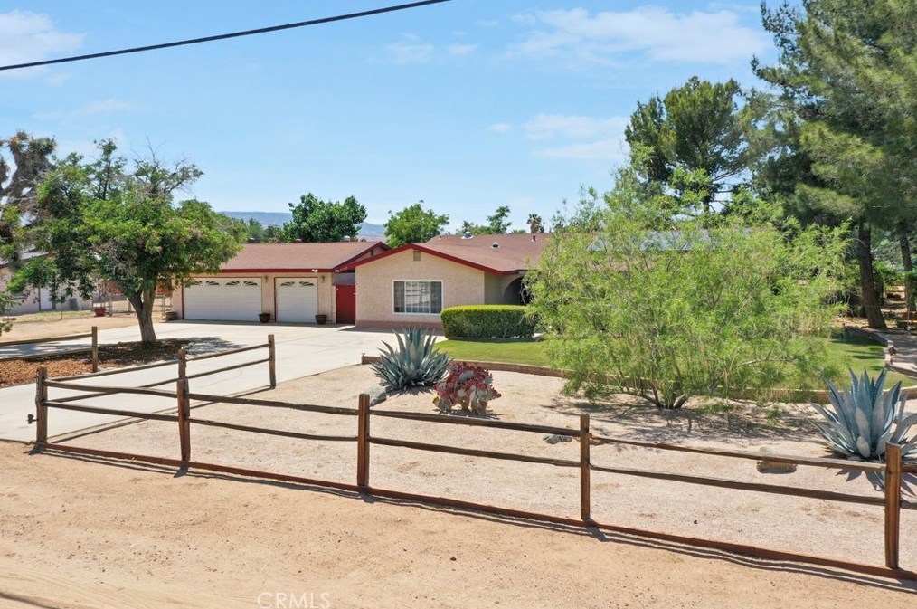 41109 15th St, Palmdale, CA 93551