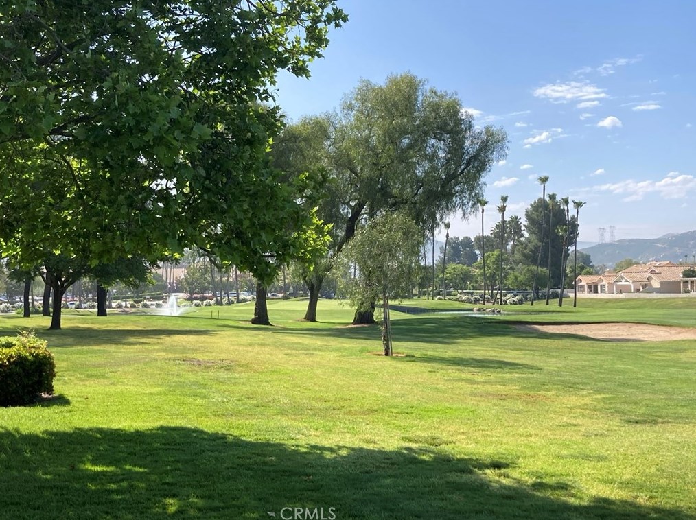 5440 Riviera Ave, Banning CA  92220-5200 exterior