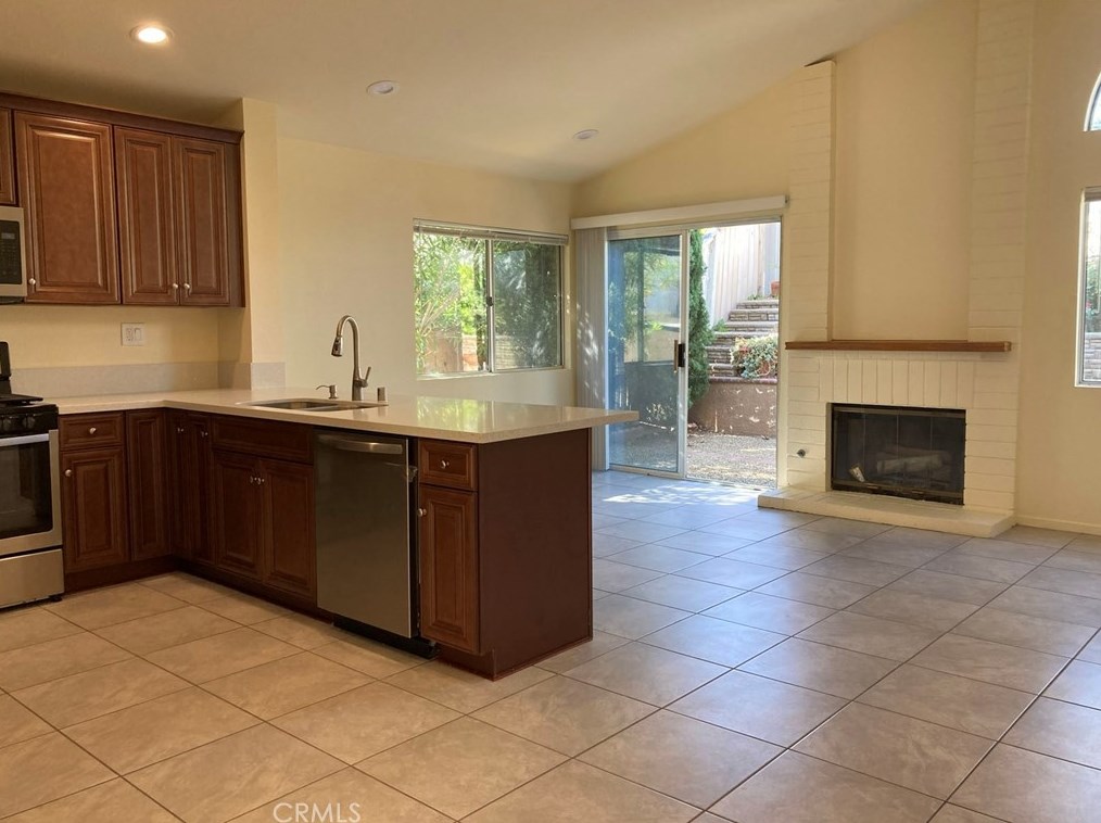 5440 Riviera Ave, Banning CA  92220-5200 exterior