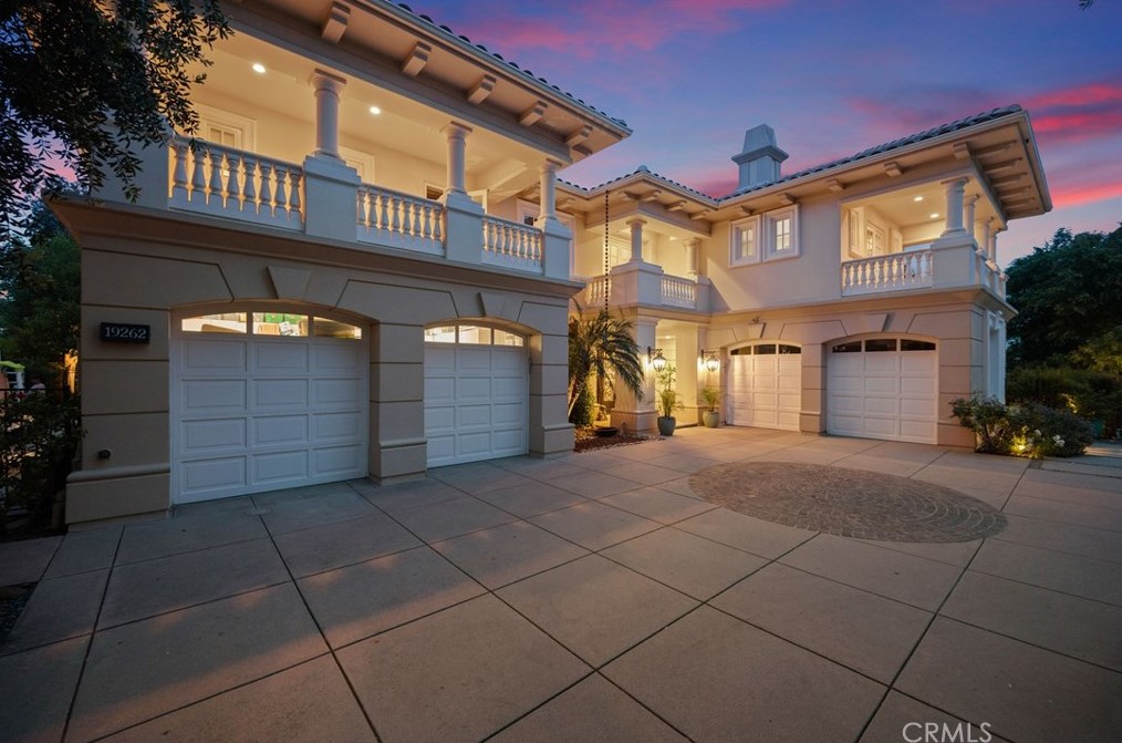 19262 Northfleet Way, Los Angeles, CA 91356-5807