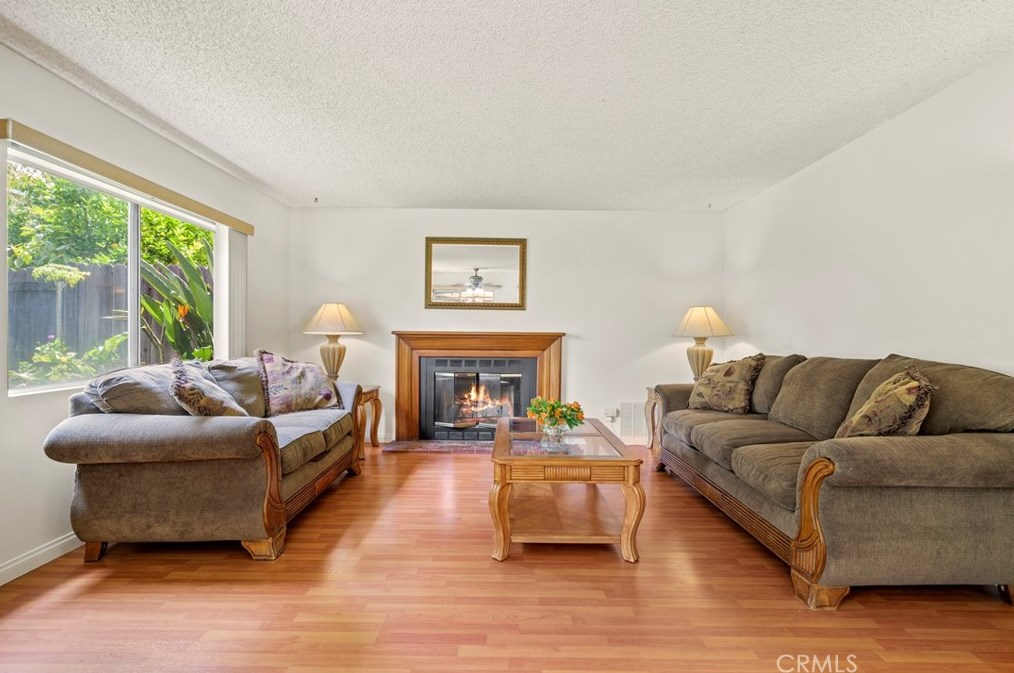 11339 Dronfield Ave, Los Angeles CA  91331-1404 exterior