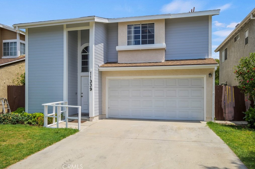 11339 Dronfield Ave, Los Angeles CA  91331-1060 exterior