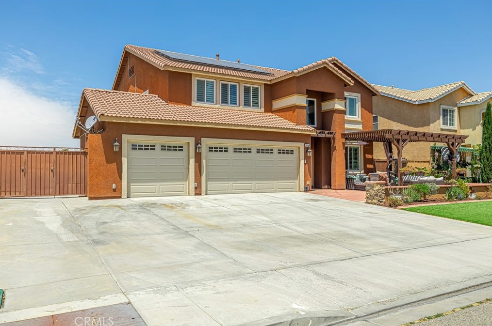36561 Pine Valley Ct, Palmdale, CA 93552-6009