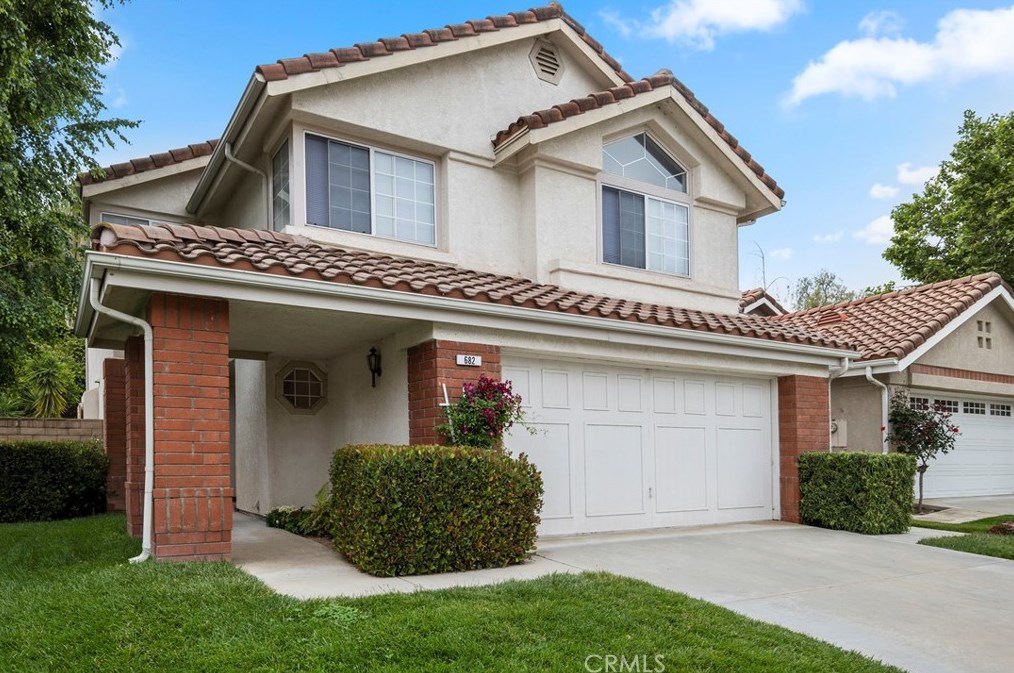 682 Twin Peaks Ave, Simi Valley, CA 93065