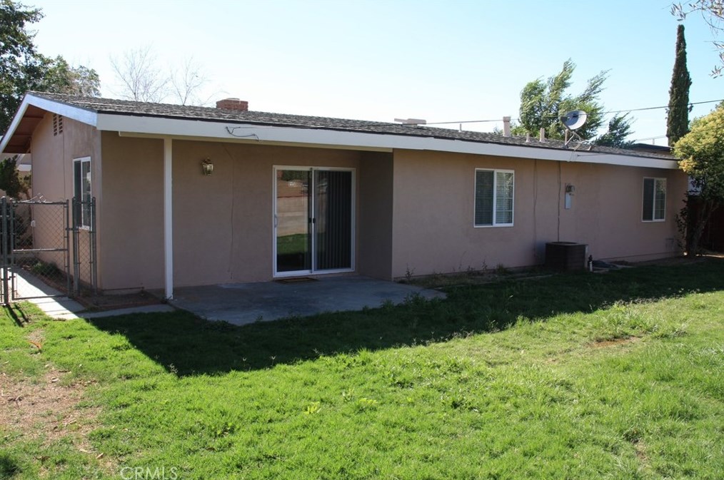 1655 E Ave Q11, Palmdale, CA 93550