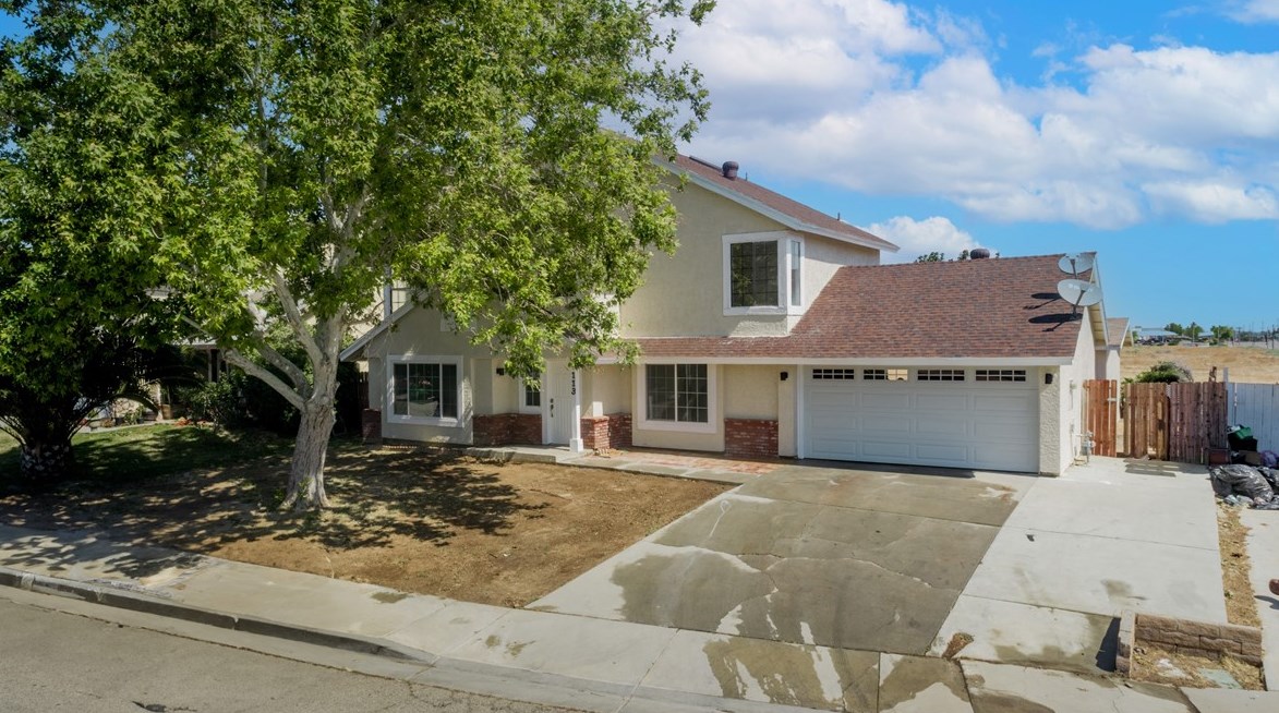 113 Harvest Ln, Palmdale, CA 93550