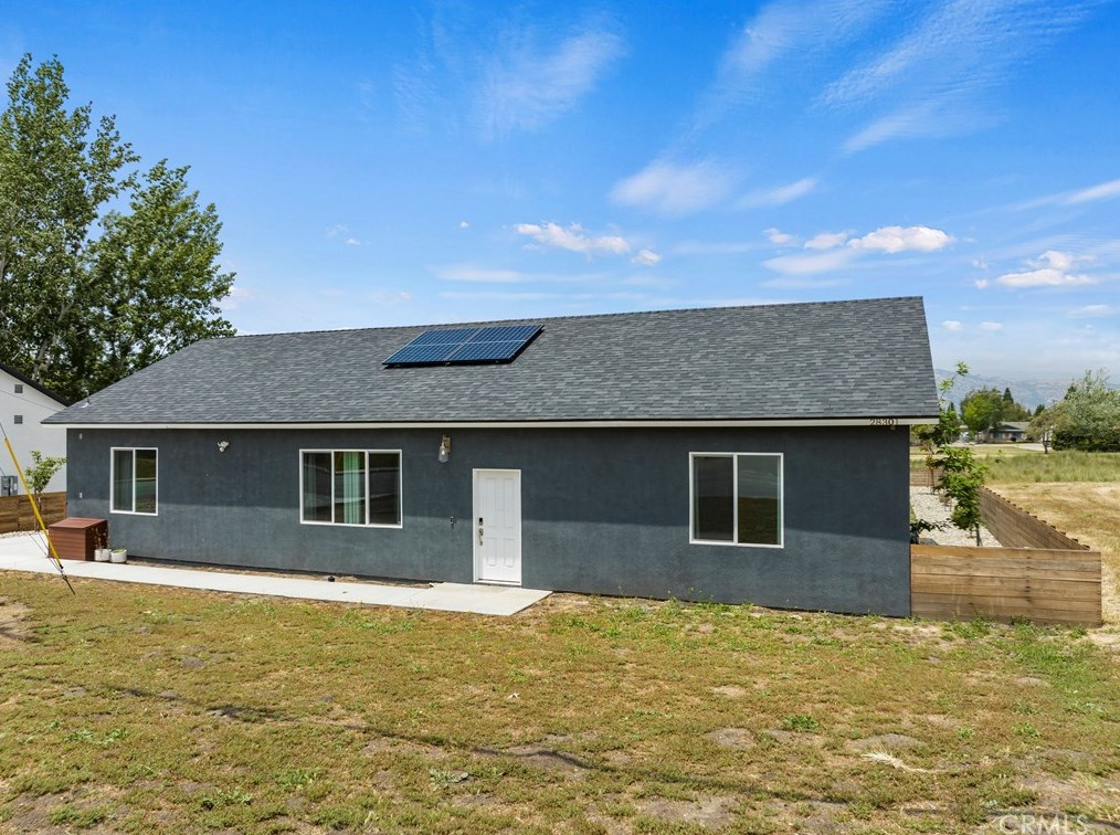 28301 Stallion Springs Dr, Tehachapi, CA 93561