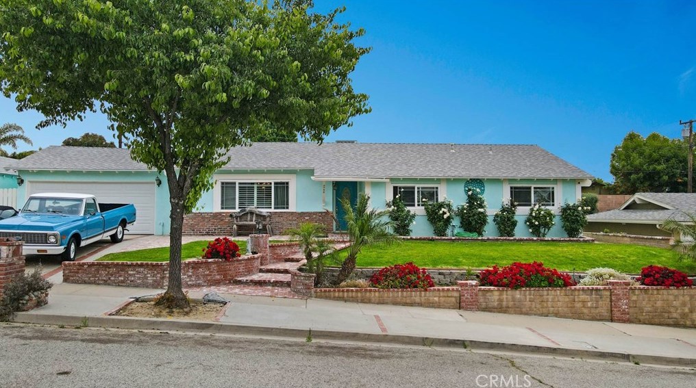 3568 Greenville Dr, Simi Valley, CA 93063