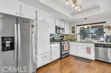 11562 1st Ave, Hesperia CA  92345-2163 exterior