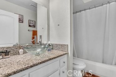 11562 1st Ave, Hesperia CA  92345-2163 exterior
