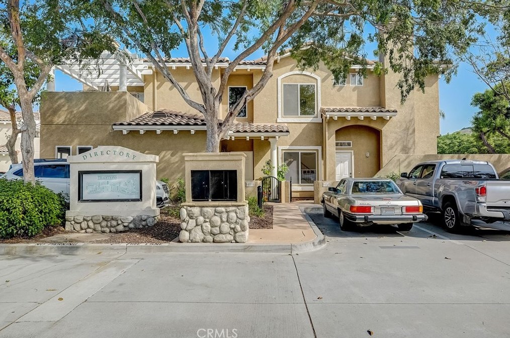 4137 Hillpark Ct, Moorpark, CA 93021